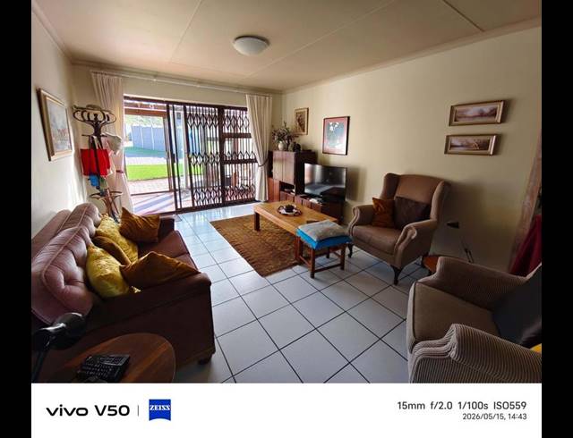 2 BEDROOM TOWNHOUSE FOR SALE IN HARTENBOS
